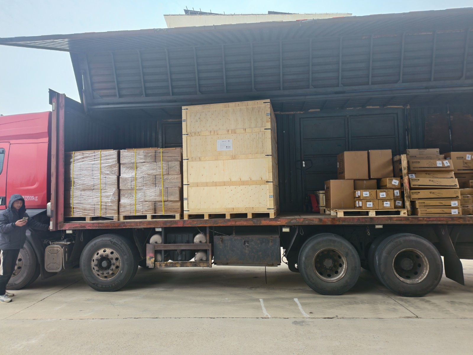 Christmas Export Feast: A Batch of Diversified Pressure Vessels from Our Company Sets Sail Globally