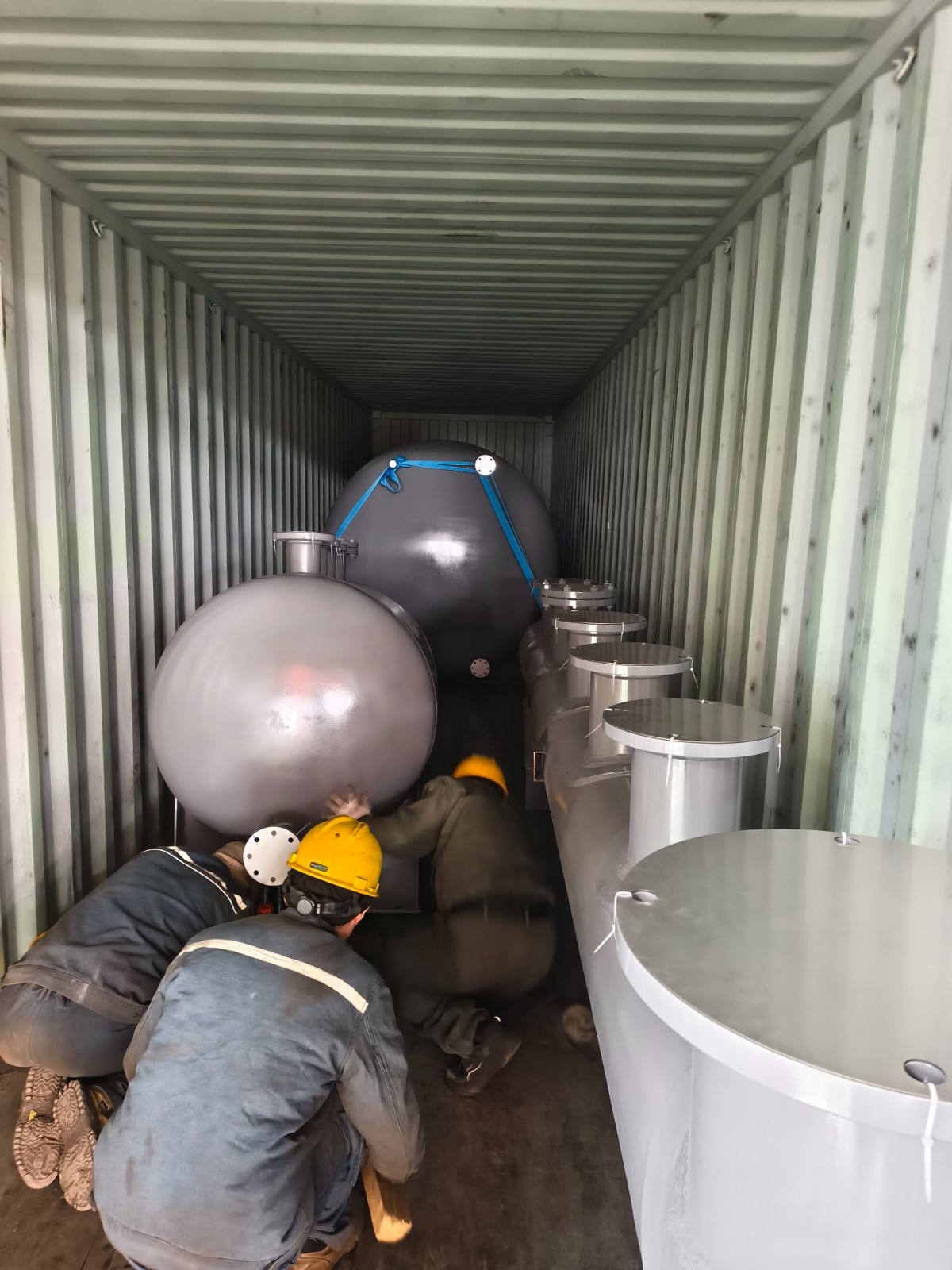  carbon steel reactors