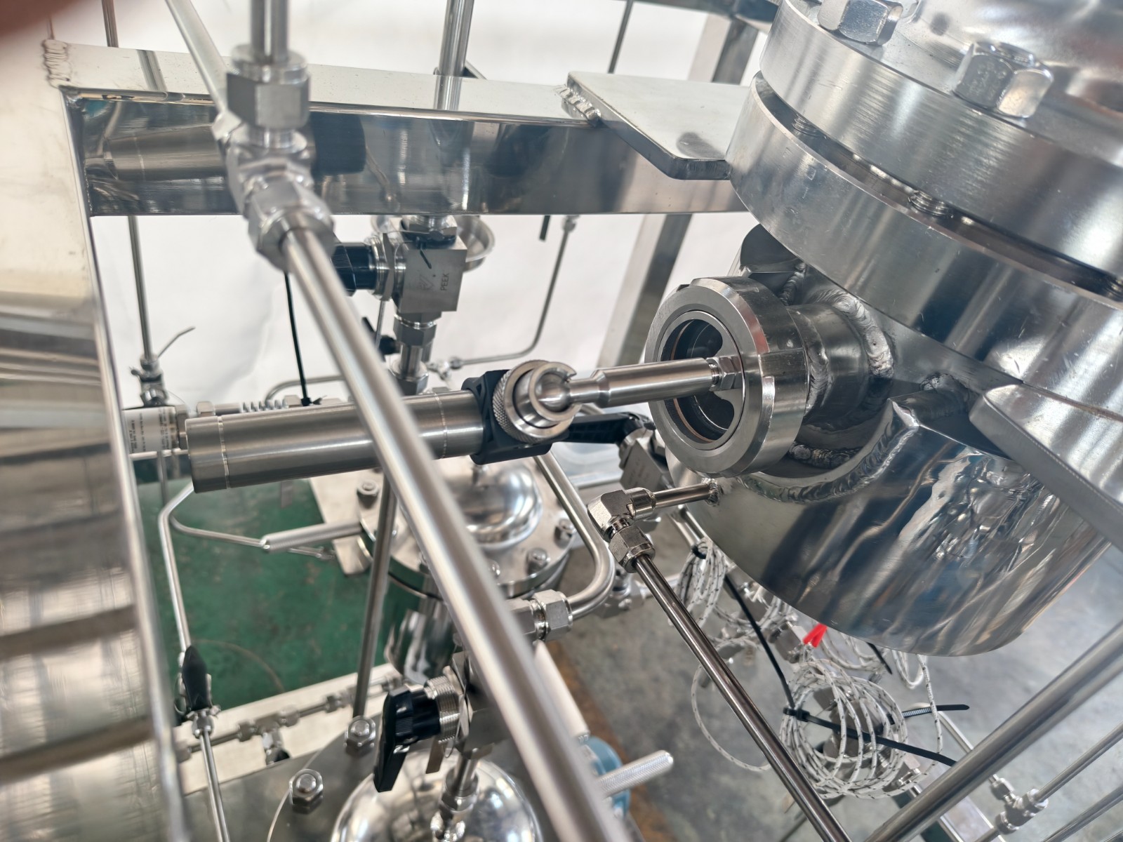 High Efficiency Treatment: Removes impurities and imparts neutral odor.