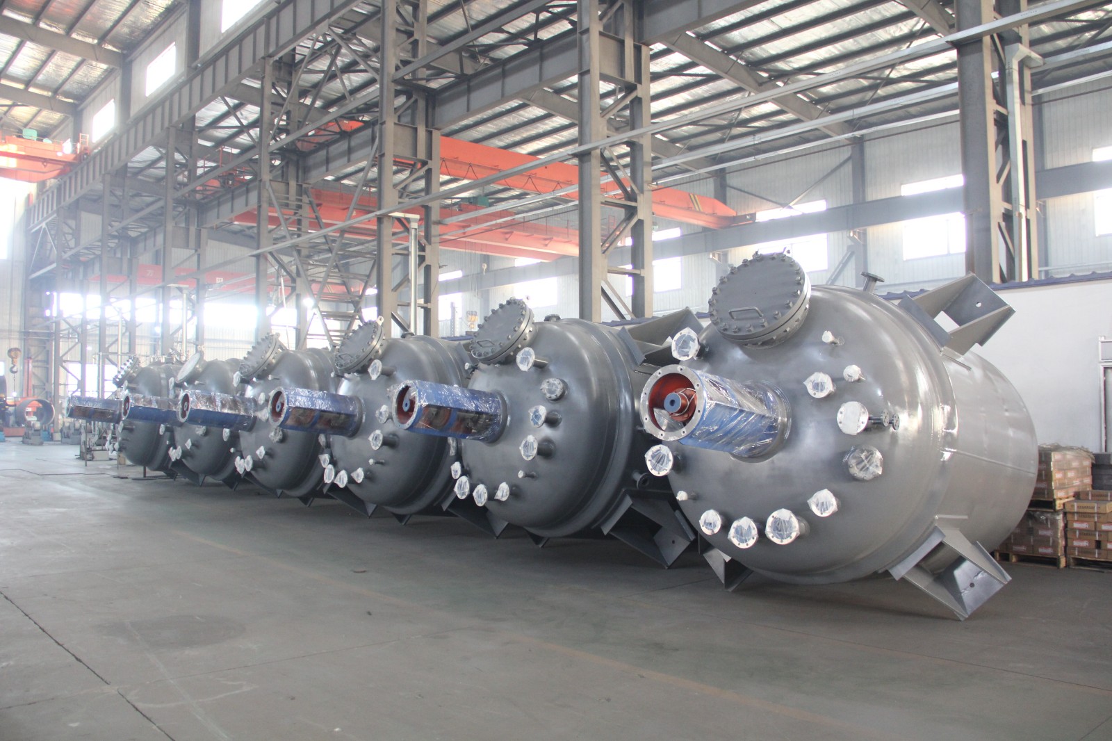 industrial reaction equipment