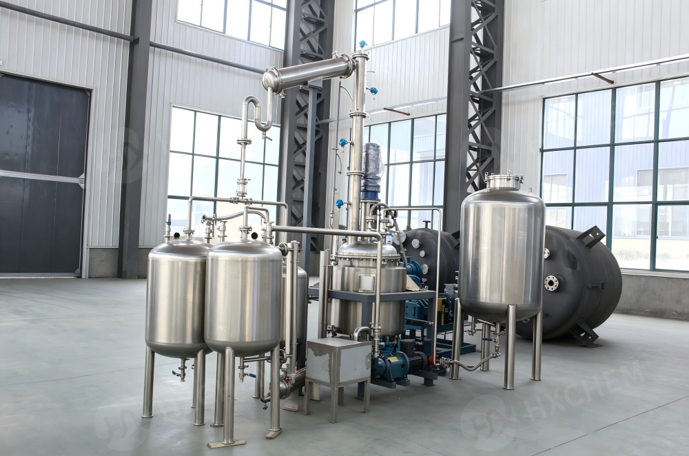 Vacuum distillation plant