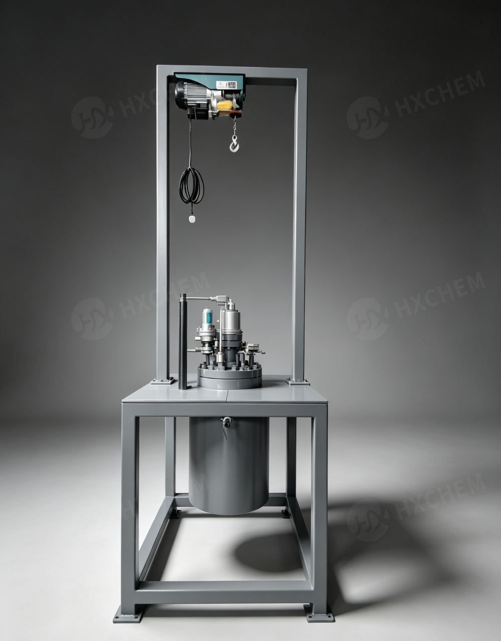 pressure reactors with electric lifting