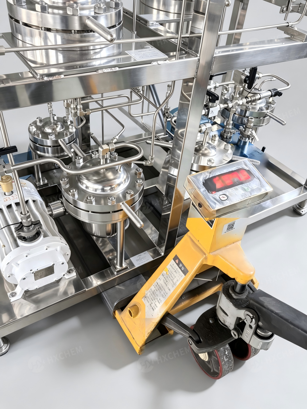 Vegetable oil hydrogenation unit