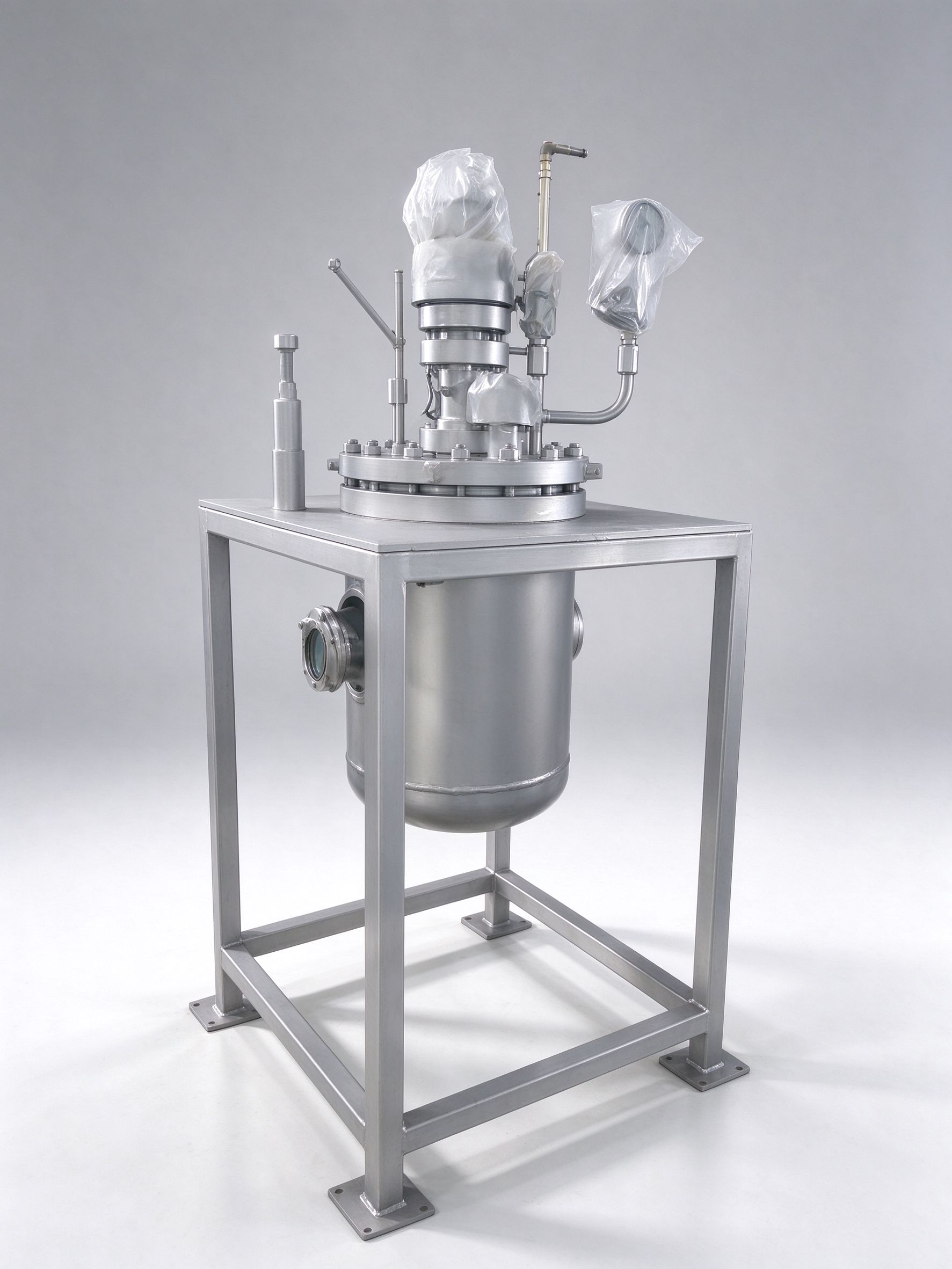 Compact Bench-Top Layout pressure reactor