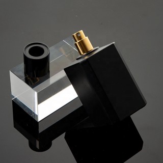 Custom Glass Men Black Perfume Bottles Manufacturers