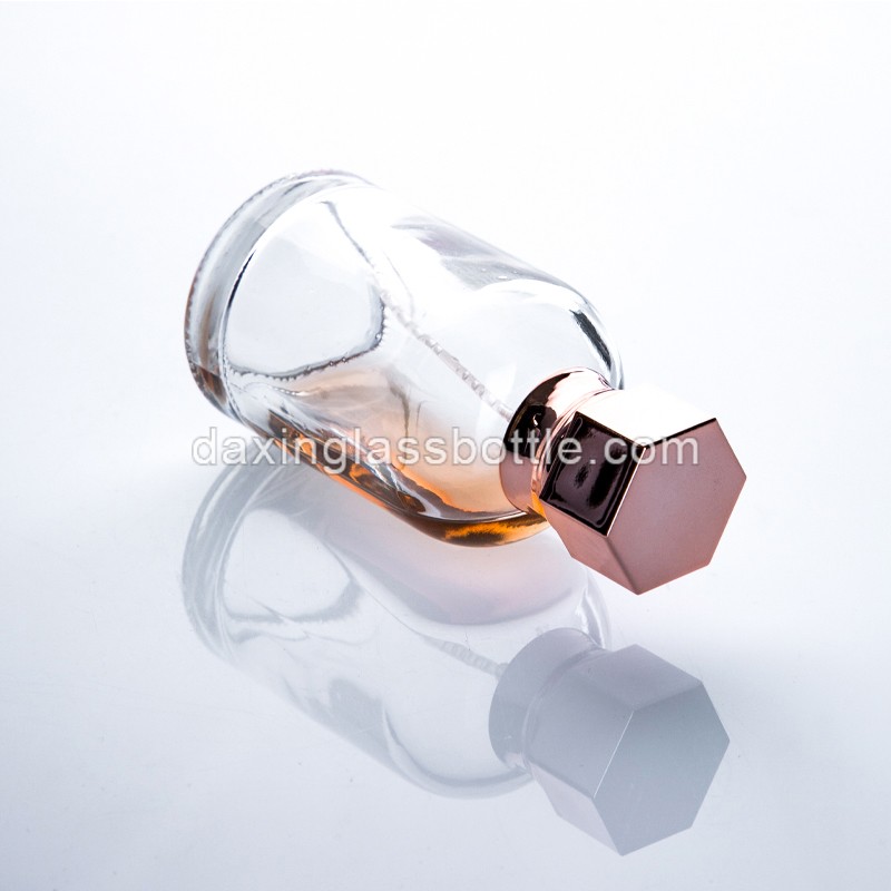 Decantador de perfume de cristal vintage en venta
