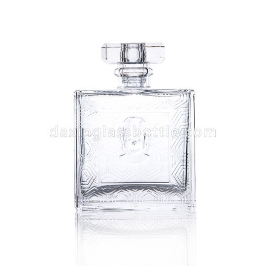 100ml 方形玻璃香水瓶，厚底 15mm 颈饰批发