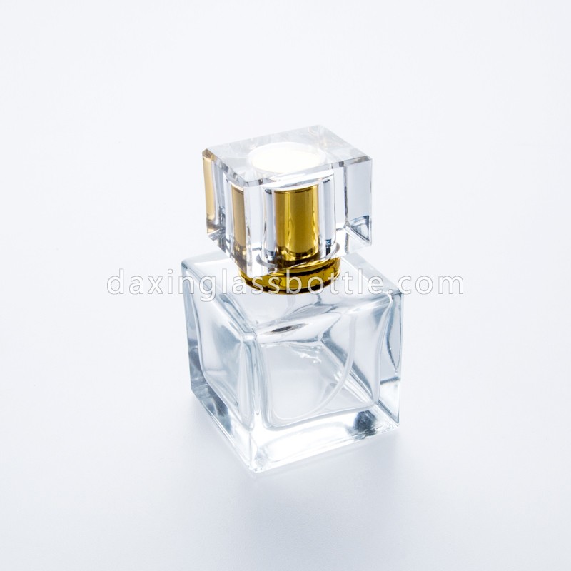 Frasco de perfume de diseño vacío de 30 ml con forma de cubo y envase en spray.