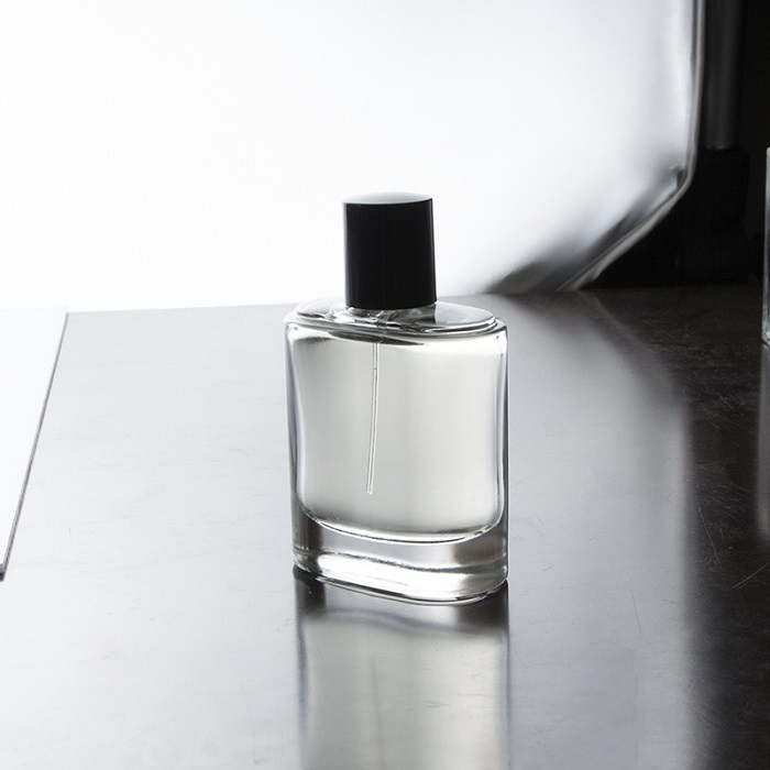 What glass is used in perfume bottles?