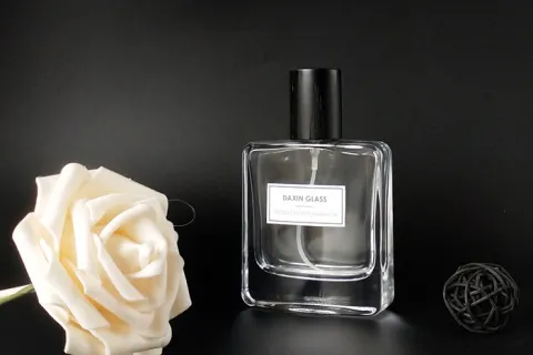 فوائد استخدام الزجاجات للعطور