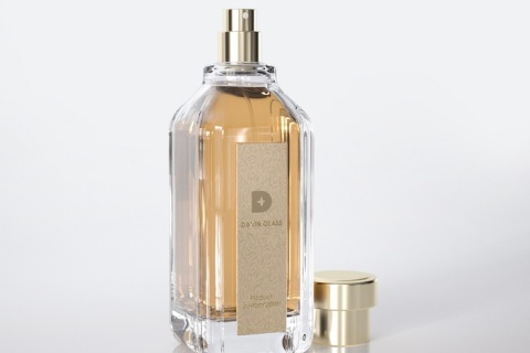 What is a good size perfume bottle?