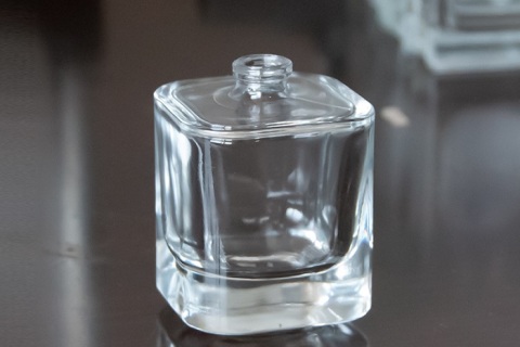 What kind of rubbish is the perfume bottle?
