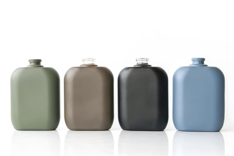 Can the perfume bottle be unscrewed?