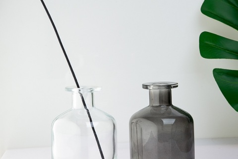 Why some diffuser bottle need bamboo sticks?