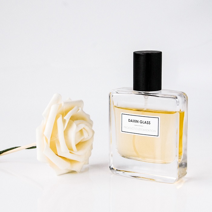 Free Sample Botella De Parfum Frasco Square Custom Glass Perfume Bottle 50 ml with spray mist cap