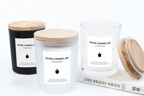 Bisakah Anda menaruh taburan di lilin?