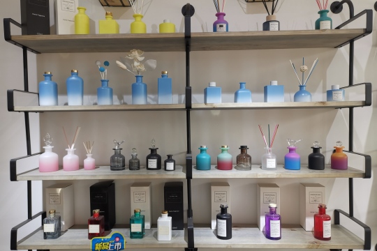 Bottiglie di profumo personalizzate