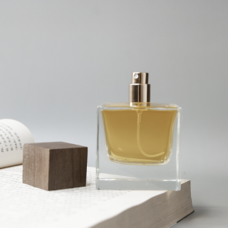 Botella de perfume personalizada de esmalte transparente de 100 ml