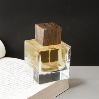 Botella de perfume personalizada de esmalte transparente de 100 ml