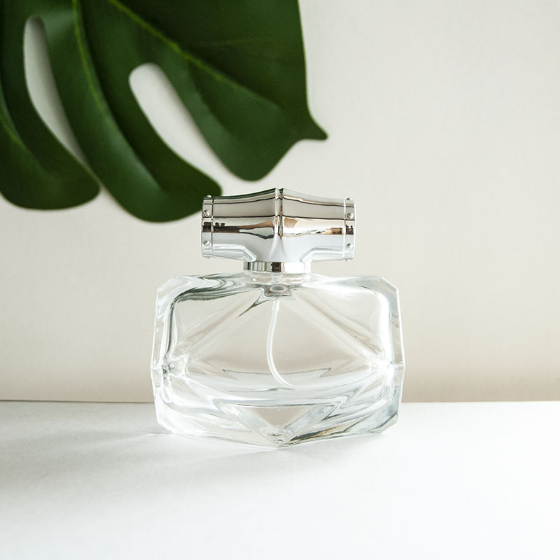 Botol Parfum Semprot Kosong Persegi 100ml