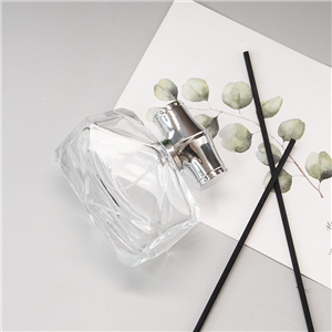 Botol Parfum Cologne Semprot Kosong 100Ml Persegi