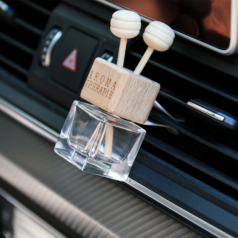 Difusor ambientador de 10 ml, vacío, con acabado esmerilado, para colgar en el coche.