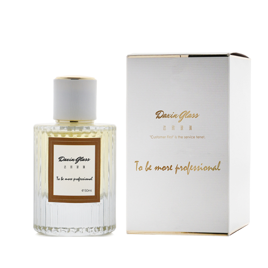 زجاجة عطر بخاخ زجاجي شفاف 50 مل مع علبة تغليف