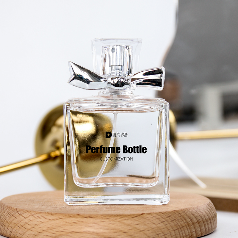 bottle with magnetic cap for parfume