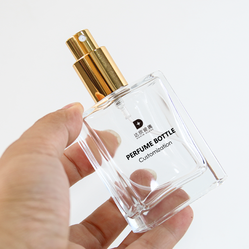 Botol Parfum Persegi Transparan Elegan Ukuran 30ml, 50ml, 100ml