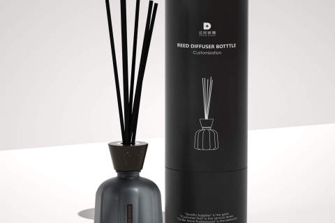 Memperkenalkan Koleksi Botol Diffuser Khusus Kami