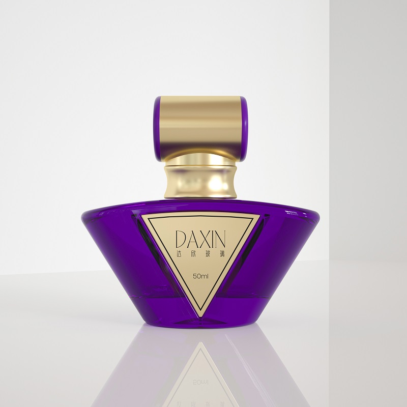 50 ml Parfümflasche in umgekehrter Dreiecksform, goldene Parfümglasflaschen