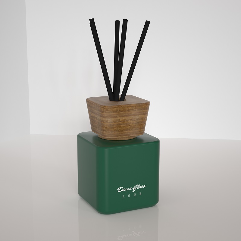 reed diffuser empty bottle