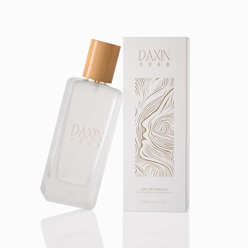 50 ml Hochwertiger, originaler, transparenter und personalisierbarer Parfümflakon mit Crimpverschluss (männlich/weiblich).