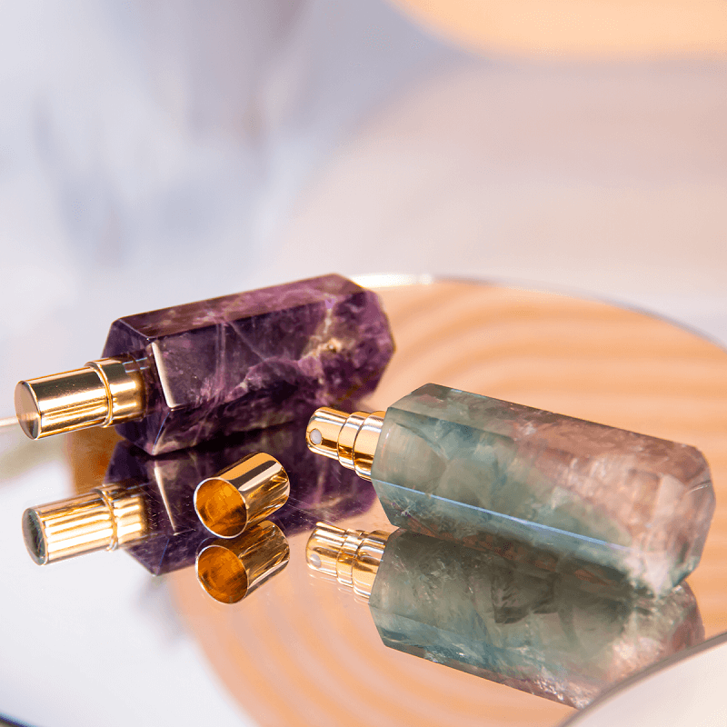 Perfume de viaje de 8 ml con forma de frasco pulverizador de rosca, de mármol y jade con piedras preciosas de cristal.