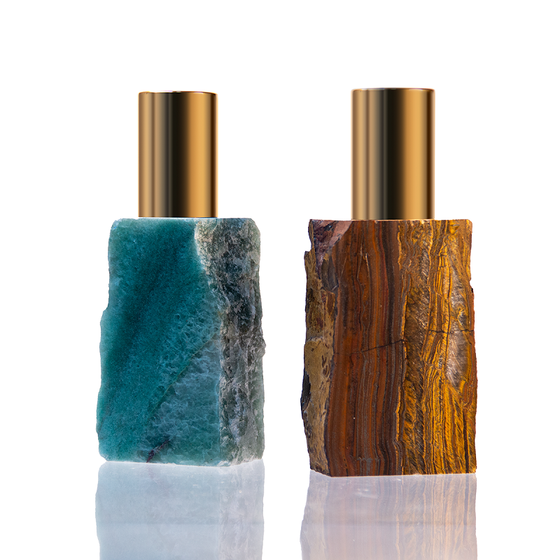 30 ml unregelmäßiger grüner Bernstein, 40 ml Kristallparfümflasche