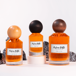 Botol Parfum Kaca Vertikal Semprot dengan Tutup Bola Kayu Bulat