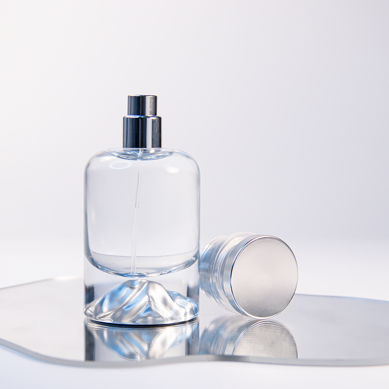 Botol Semprot Parfum Kaca Bulat Perak dengan Alas Tebal Motif Gunung Salju dan Konektor Bayonet