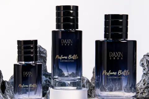Cara Menentukan Jumlah Parfum yang Tersisa dalam Botol Hitam