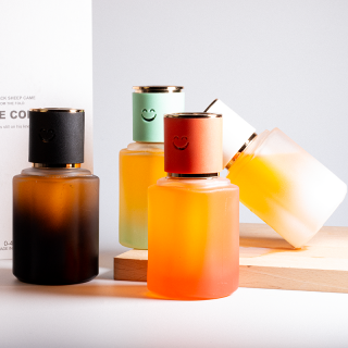 Wholesale Simple Round Colored 140ml Empty Perfume Bottles Glass Reed Diffuser Bottle for Air Freshener