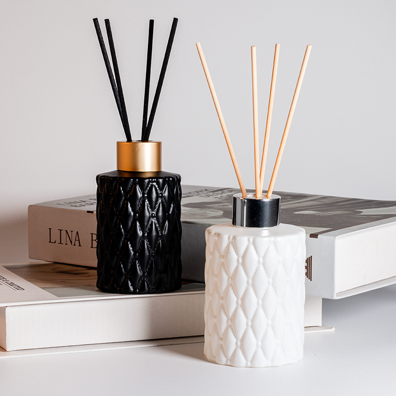 Modern diffuser bottle