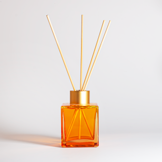 Flacone di diffusore di bastoncini di vetro vuoto di lusso da 60 ml e 100 ml con tappo a vite