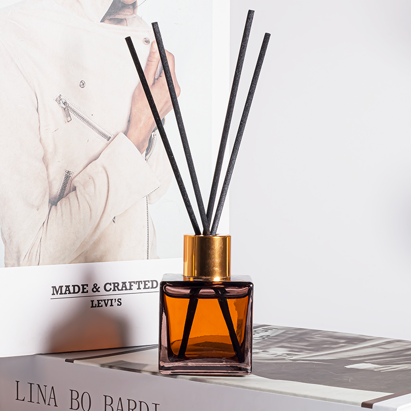 Botol Diffuser Reed Kaca Kosong Mewah 60ml 100ml dengan Tutup Ulir