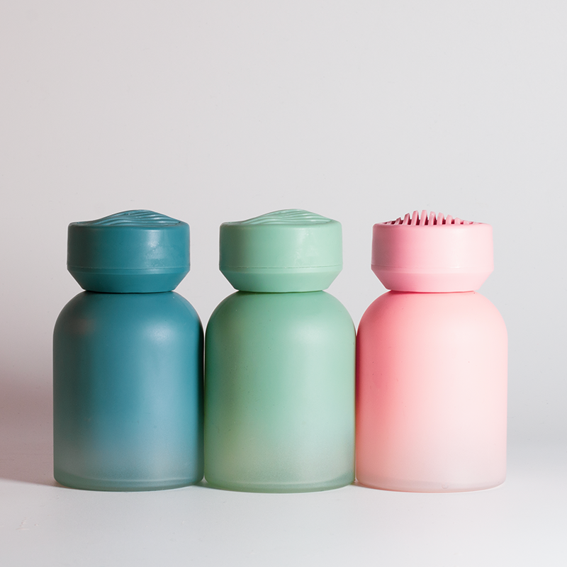 Difusor de ambientador de varillas de vidrio de lujo estilo vintage de 140 ml con diseño colorido.