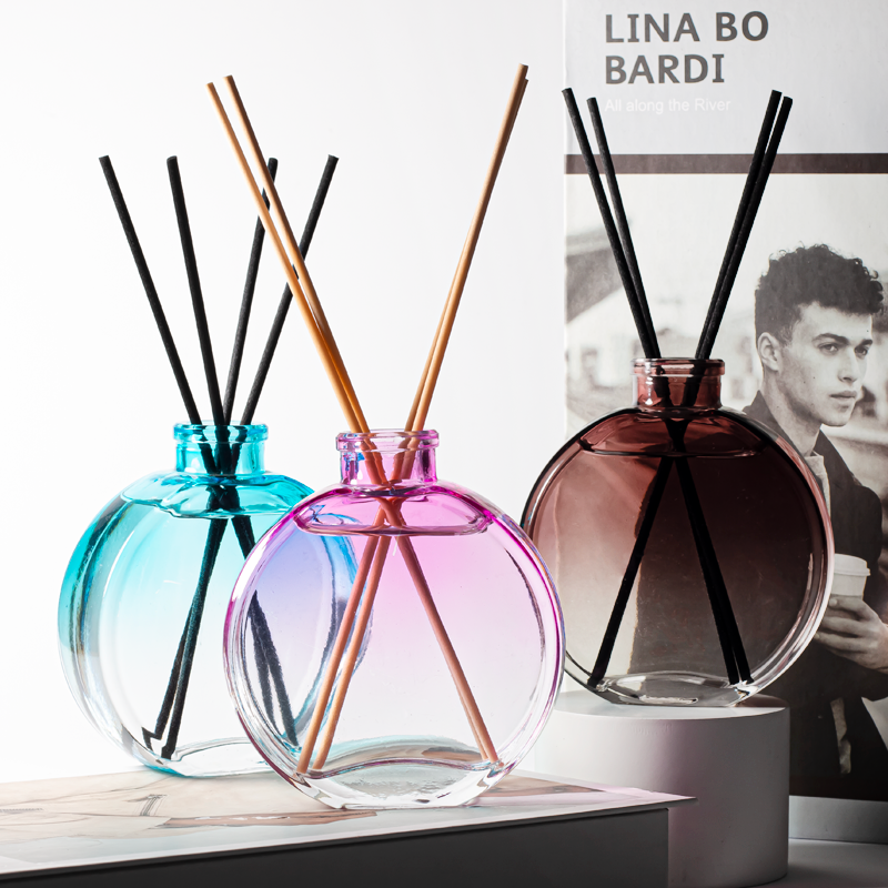 Botol Diffuser Parfum Kaca Bulat Bening Putih Mewah Kosong 150ml