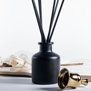 Black Home Office Fragrance Empty Round Perfume 50ml Reed Diffuser Glass Bottle