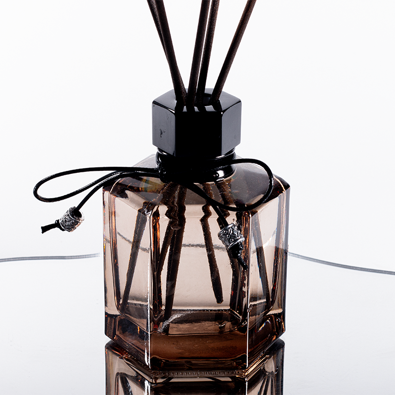 Botol Kaca Kosong 120ml Bentuk Heksagon untuk Diffuser Reed Diffuser dengan Tutup
