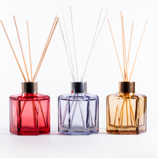 Bottiglia di vetro vuota da 120 ml, forma esagonale, diffusore a bastoncini, con coperchio