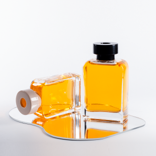 Simple Design 100ml 150ml Diffuser Glass bottle with sliding shoulder