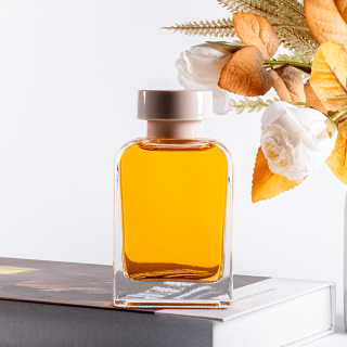 Simple Design 100ml 150ml Diffuser Glass bottle with sliding shoulder