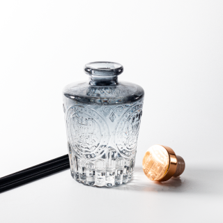 130ml Vintage Embossed Decorative Flower Glass Reed Diffuser Bottle